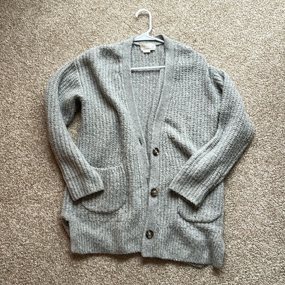 Anthropologie Gray Knit Oversized Sweater Cardigan Size Small - Picture 3 of 4